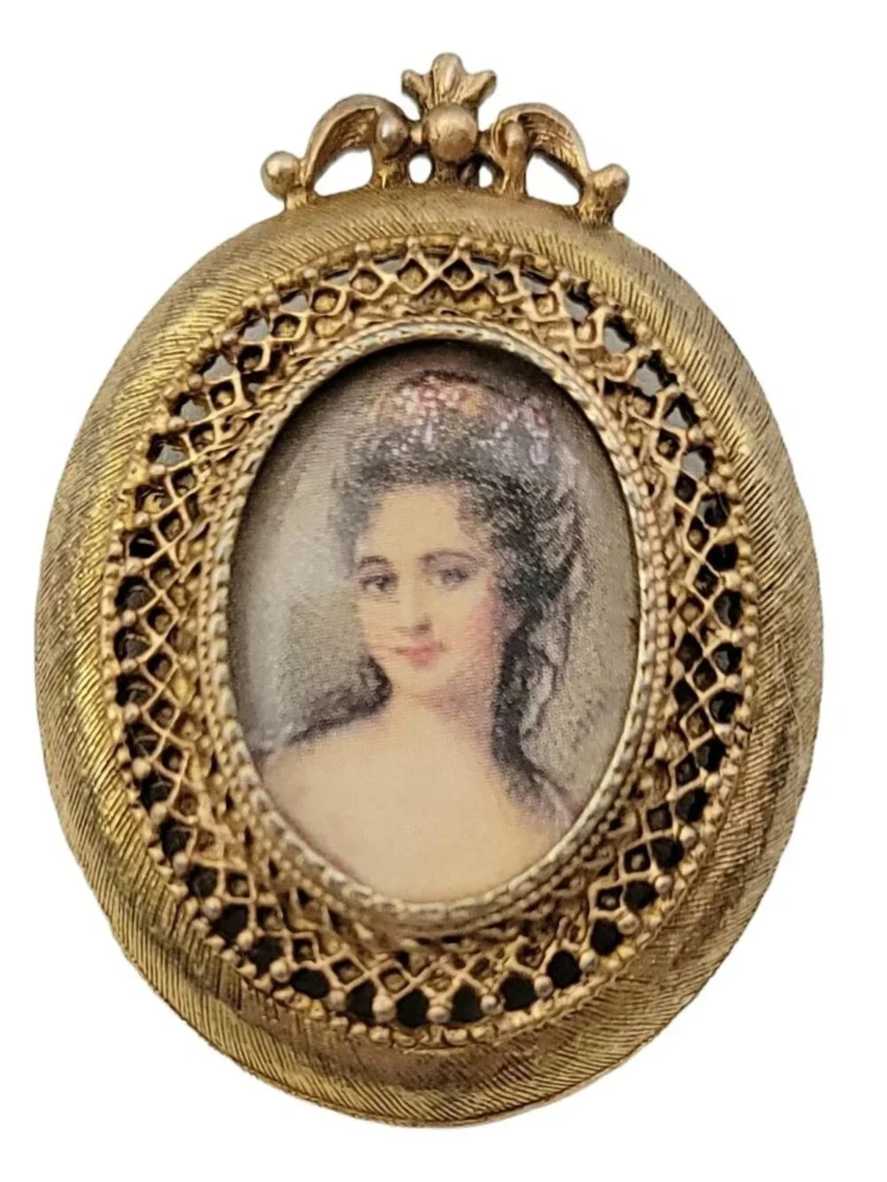 Florenza Gold-Tone Filigree Oval Cameo Photo Brooch Pin Pendant, Signed